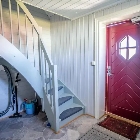 Den Gamle Fyrmesterboligen Apartman Andenes